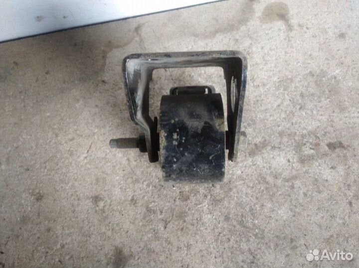 Подушка двигателя Nissan Teana J31 2003-2008