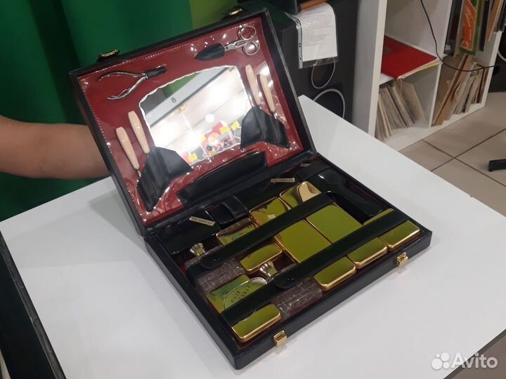 Нессер мужской