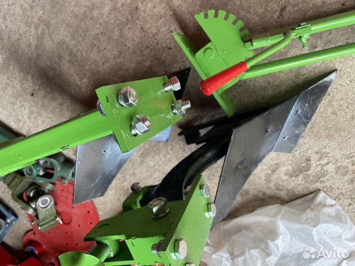 Плуг УРАЛЕЦ 1L-220, 2023