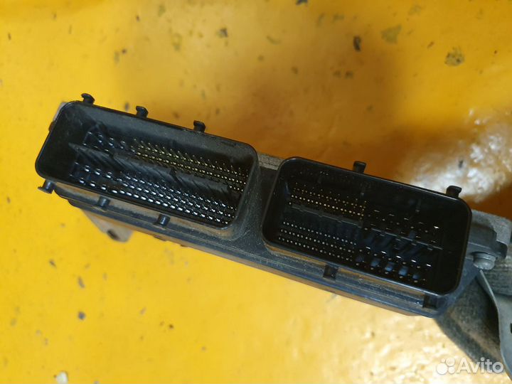 Блок управления двс EFI эбу 2.4 2AZ-FXE 2azfxe toy