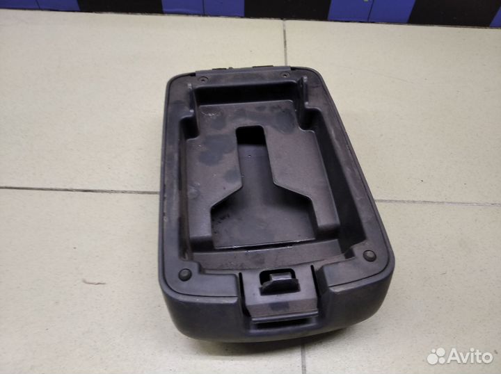 Подлокотник Almera N16 2000-2006