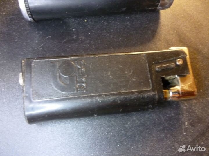 Старые зажигалки на запчасти