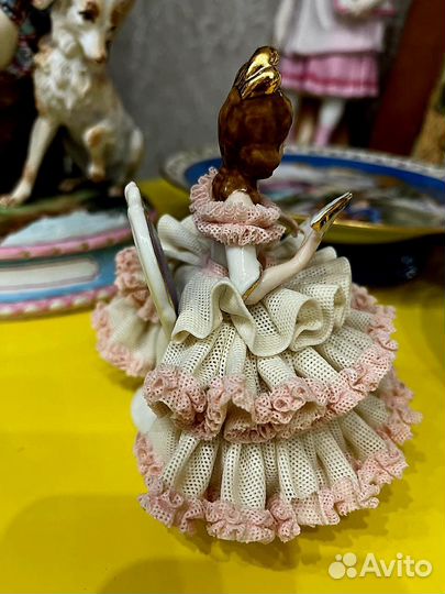 Винтаж: Статуэтка балерина кружевной фарфор