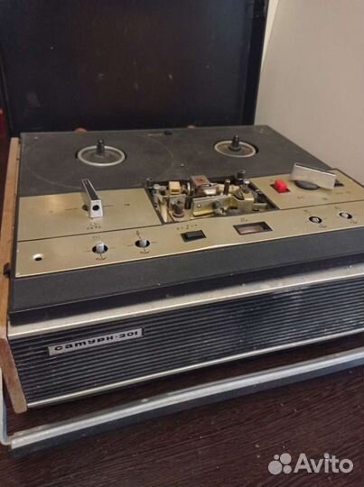 Катушечный магнитофон