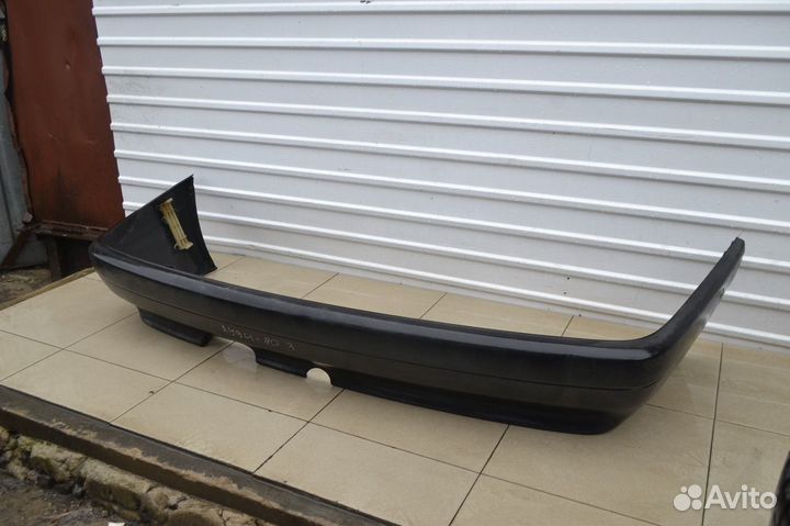 Бампер задний Audi 80