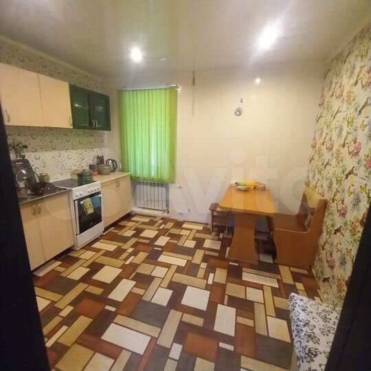 2-к. квартира, 51 м², 1/3 эт.