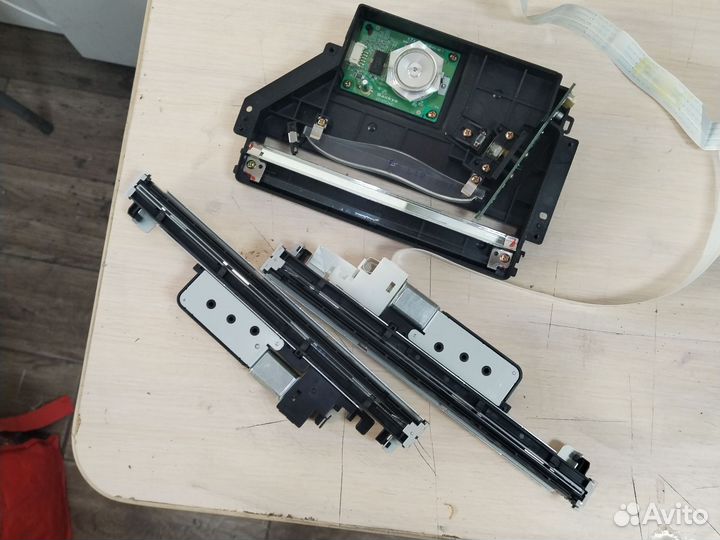 Запчасти от принтера