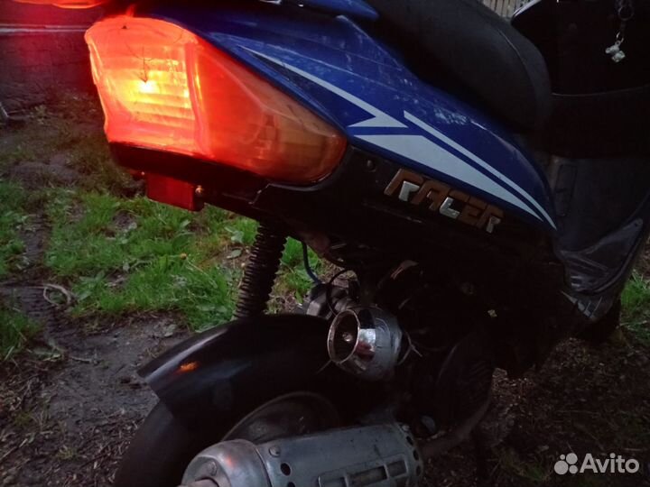 Скутер Racer RS50QT- 3S
