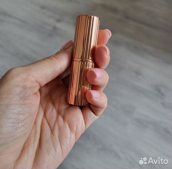 Charlotte tilbury помада