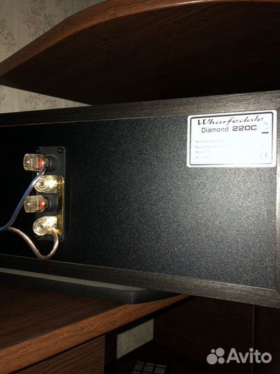 Центральный канал Wharfedale diamond 220 C