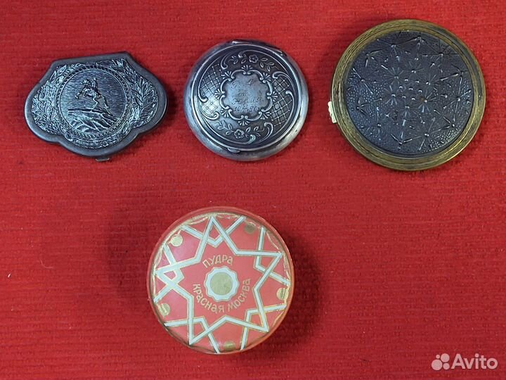 Пудреница СССР