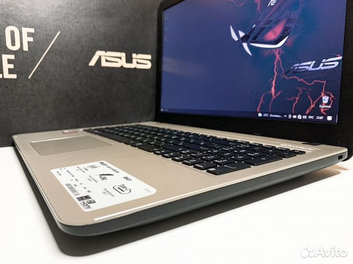 Быстрый ноутбук Asus на SSD