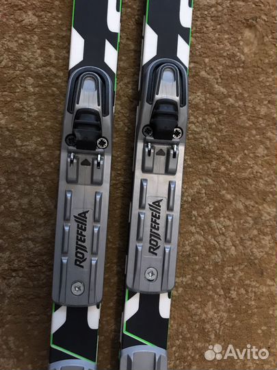 Беговые лыжи