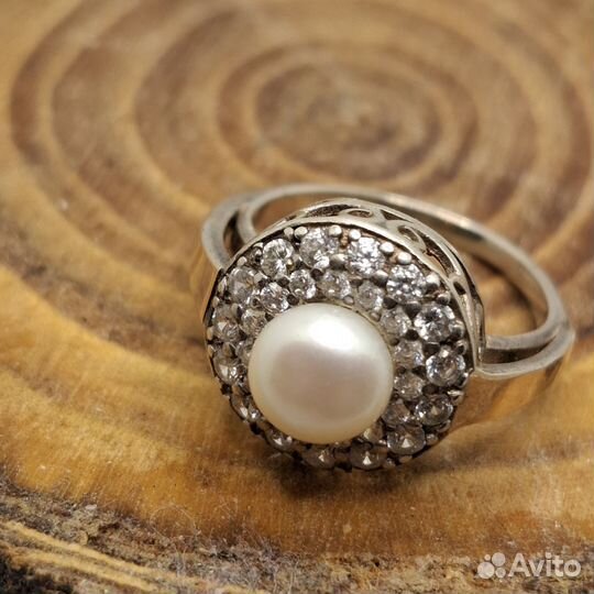 Серебряное кольцо женское