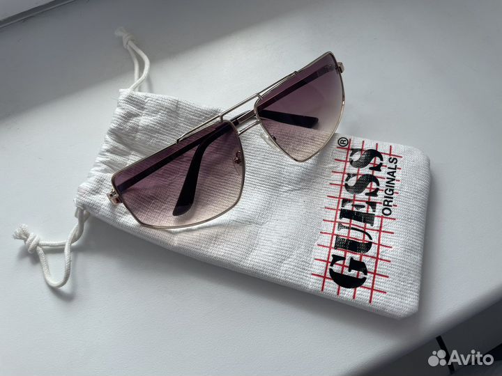 Очки Guess новые