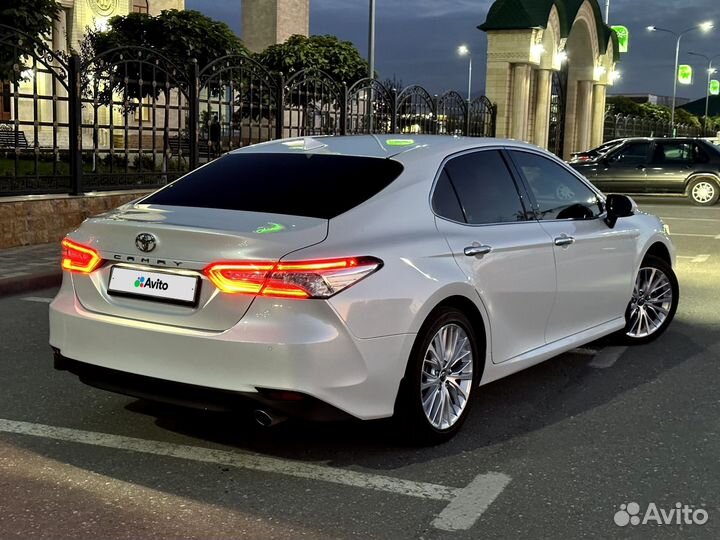 Toyota Camry 2.5 AT, 2019, 140 000 км