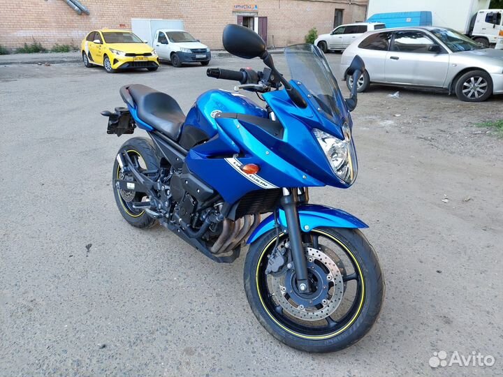 Yamaha XJ6 (FZ6R) Diversion
