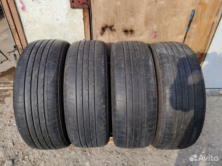 Yokohama Advan Sport V102 235/55 R20