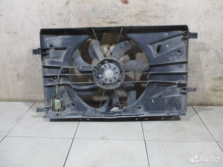 Вентилятор радиатора Opel Zafira C