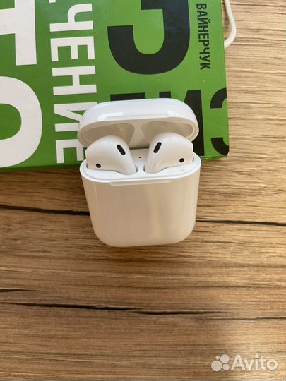 Airpods 1