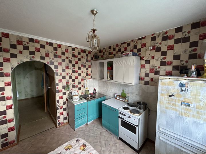 4-к. квартира, 78 м², 10/10 эт.