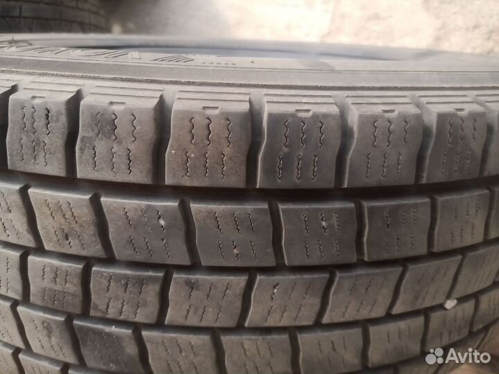 Подаю резину на дисках