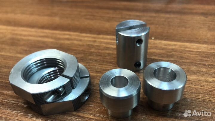 Компаратор, гайки для матриц