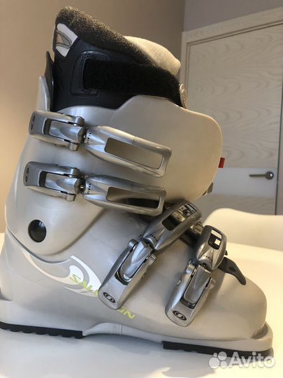 Горнолыжные ботинки женские salomon performa 4.0