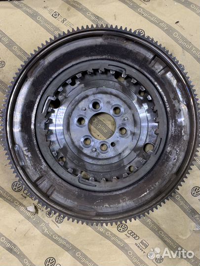 Маховик Audi Volkswagen Skoda Seat