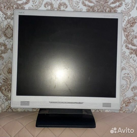 Монитор NEC AccuSyns LCD71vm