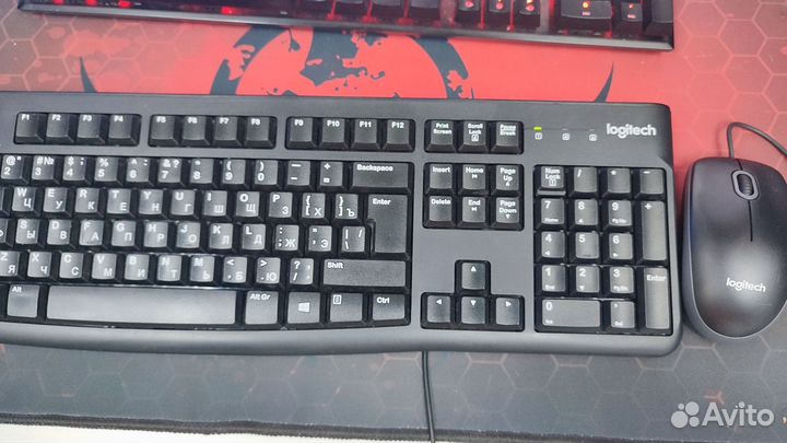 Игровой пк, lga2011,CPU 8/16,озу32, SSD240, HDD500