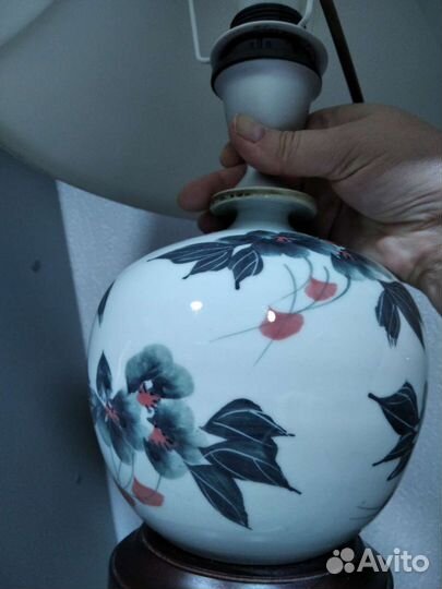 Лампа настольная