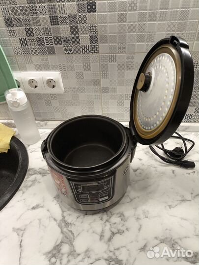 Мультиварка redmond