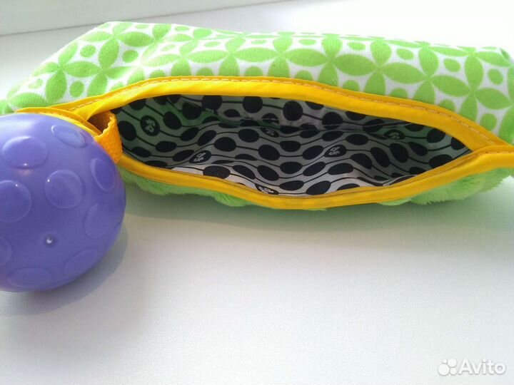 Мягкая игрушка Горошек Fisher Price с погремушками