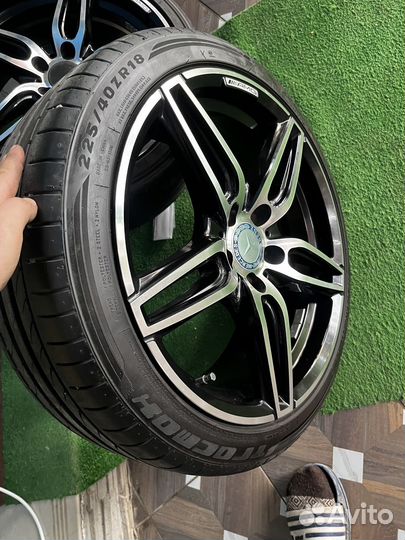 Tracmax X-Privilo TX3 225/40 R18 92