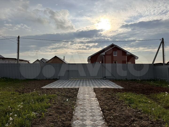 Дом 172 м² на участке 9 сот.