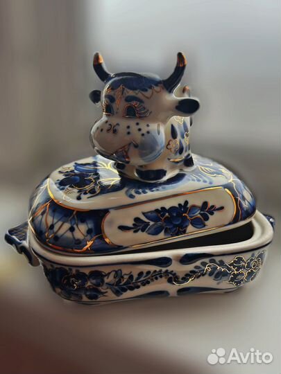 Масленка-шкатулка Гжель