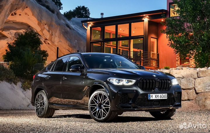 Диски R22 на BMW X7 X6 X5 818м Стиль