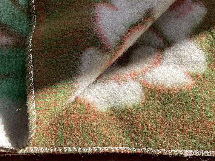 Одеяла чистая шерсть,новые