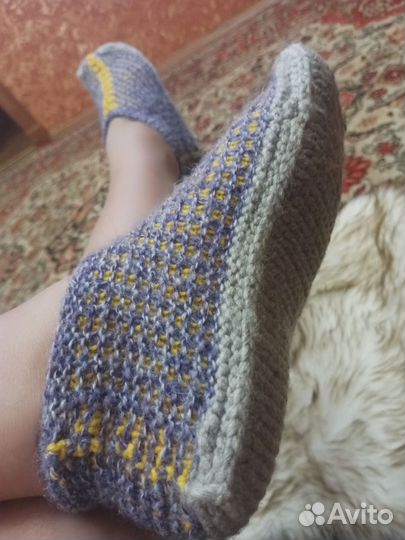 Вязаные носочки - пинетки