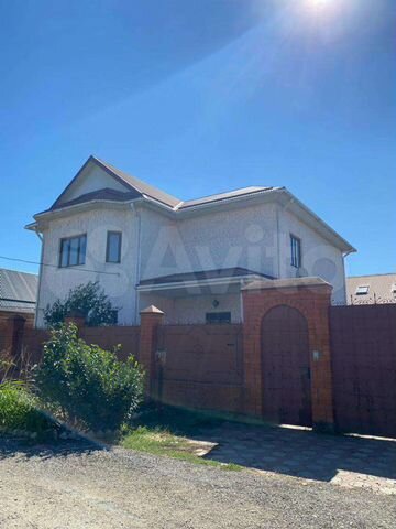 Дом 227,4 м² на участке 8 сот.