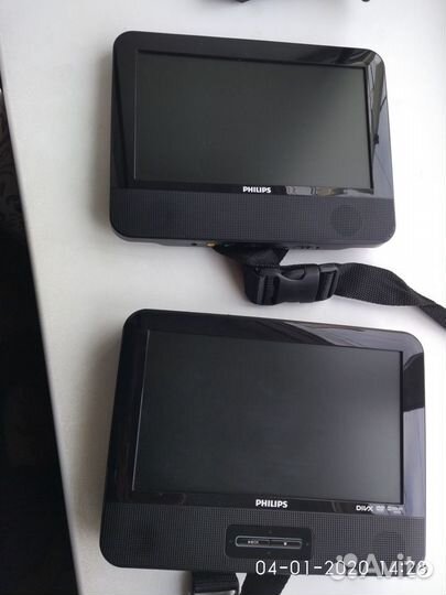 Мониторы на авто подголовники (новые ) Филипс
