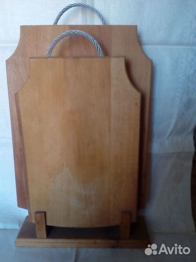 Разделочные доски,набор ножей,набор для специй дер