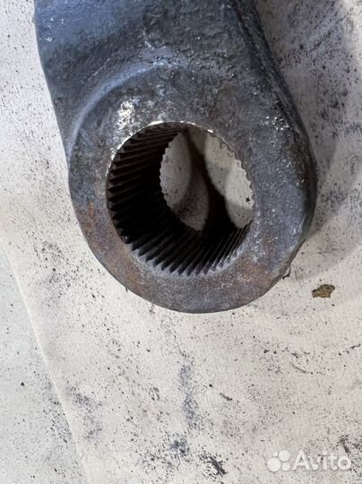 Сошка рулевая самосвал мерседес