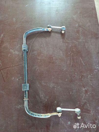 Стабилизатор задней подвески 