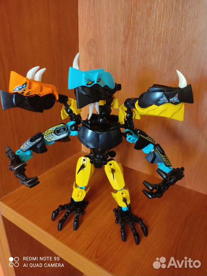 Lego bionicle