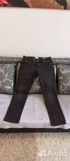 Джинсы черные 48-50 размера