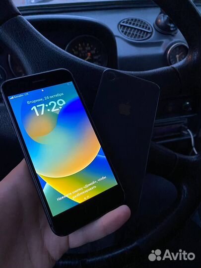 iPhone 8, 64 ГБ
