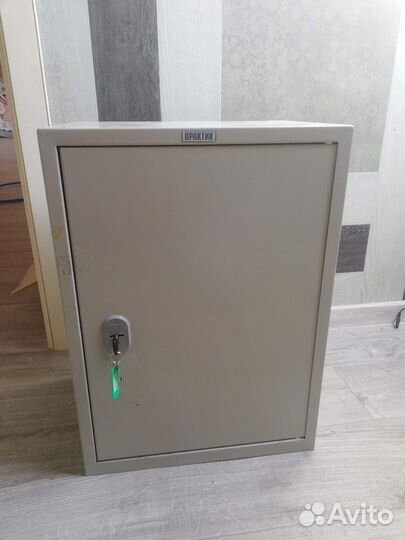 Шкаф металлический сейф