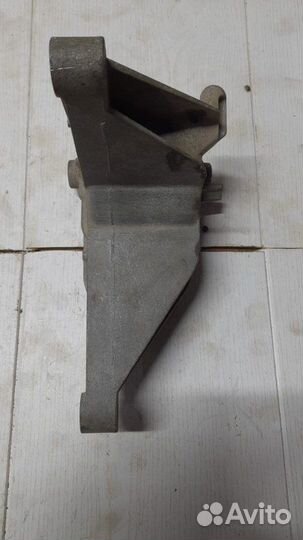 Кронштейн опоры двигателя Opel Опель Astra J Астра